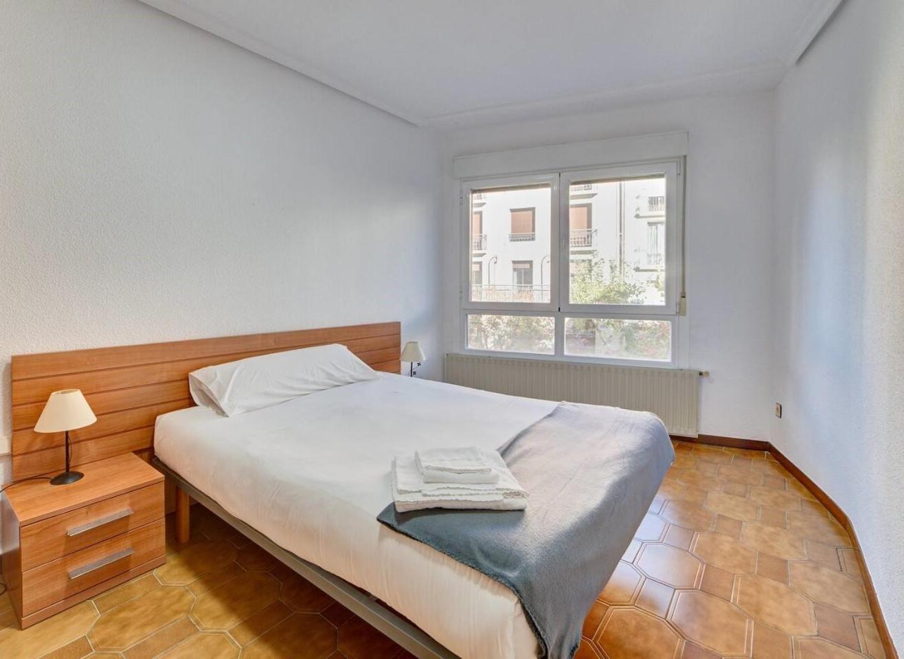 Apartamento Breton De Los Herreros 洛格罗尼奥 外观 照片